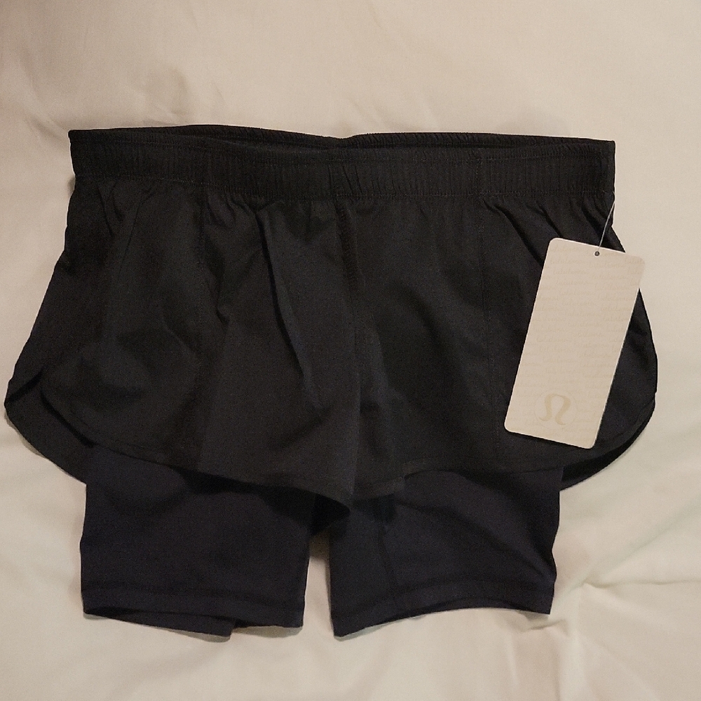 Lululemon Run Sneak A Peek Black Low Rise Shorts